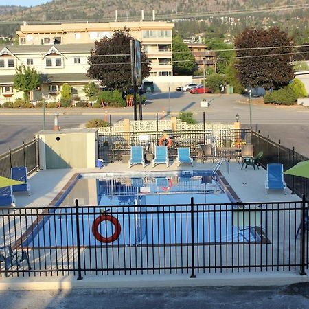 Flamingo Motel Penticton Exterior foto