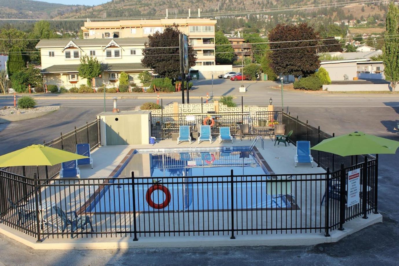 Flamingo Motel Penticton Exterior foto